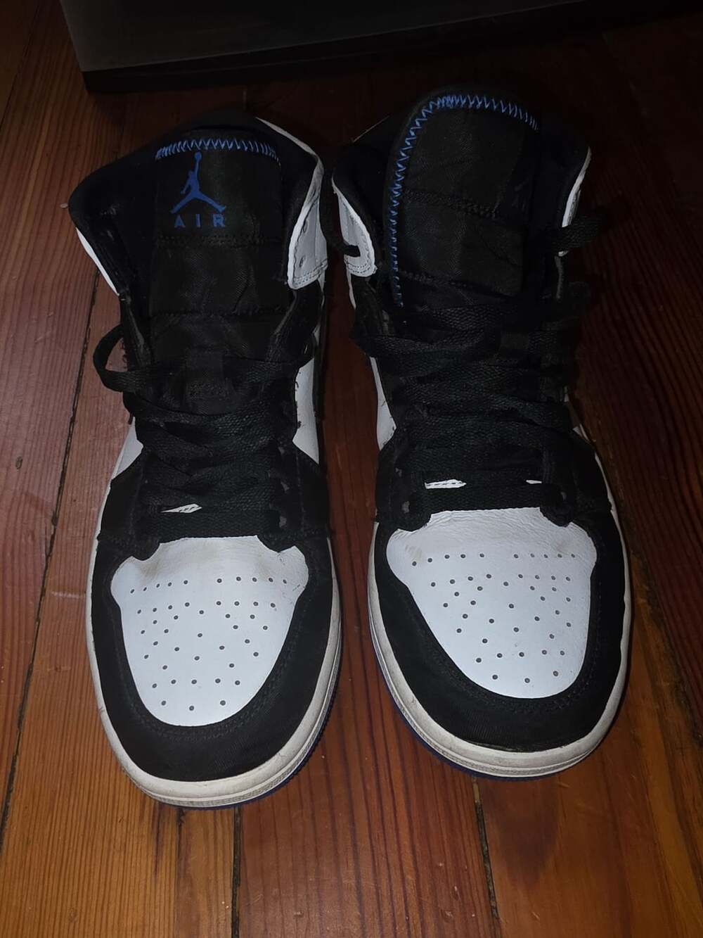 Nike Air Jordan 1 Mid SE Royal Black Toe Sneakers Size 8